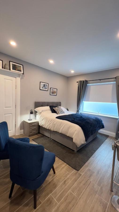 Appartamento The King'S Parlour Whitehead Esterno foto